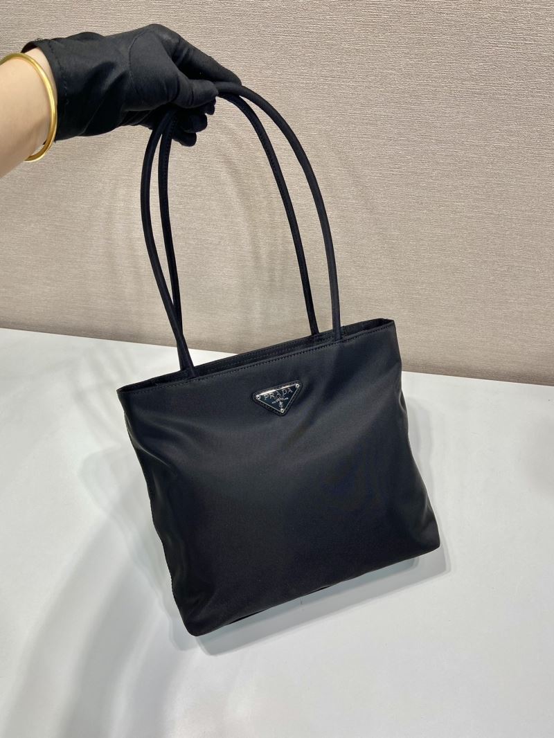 Pra*a tote bags